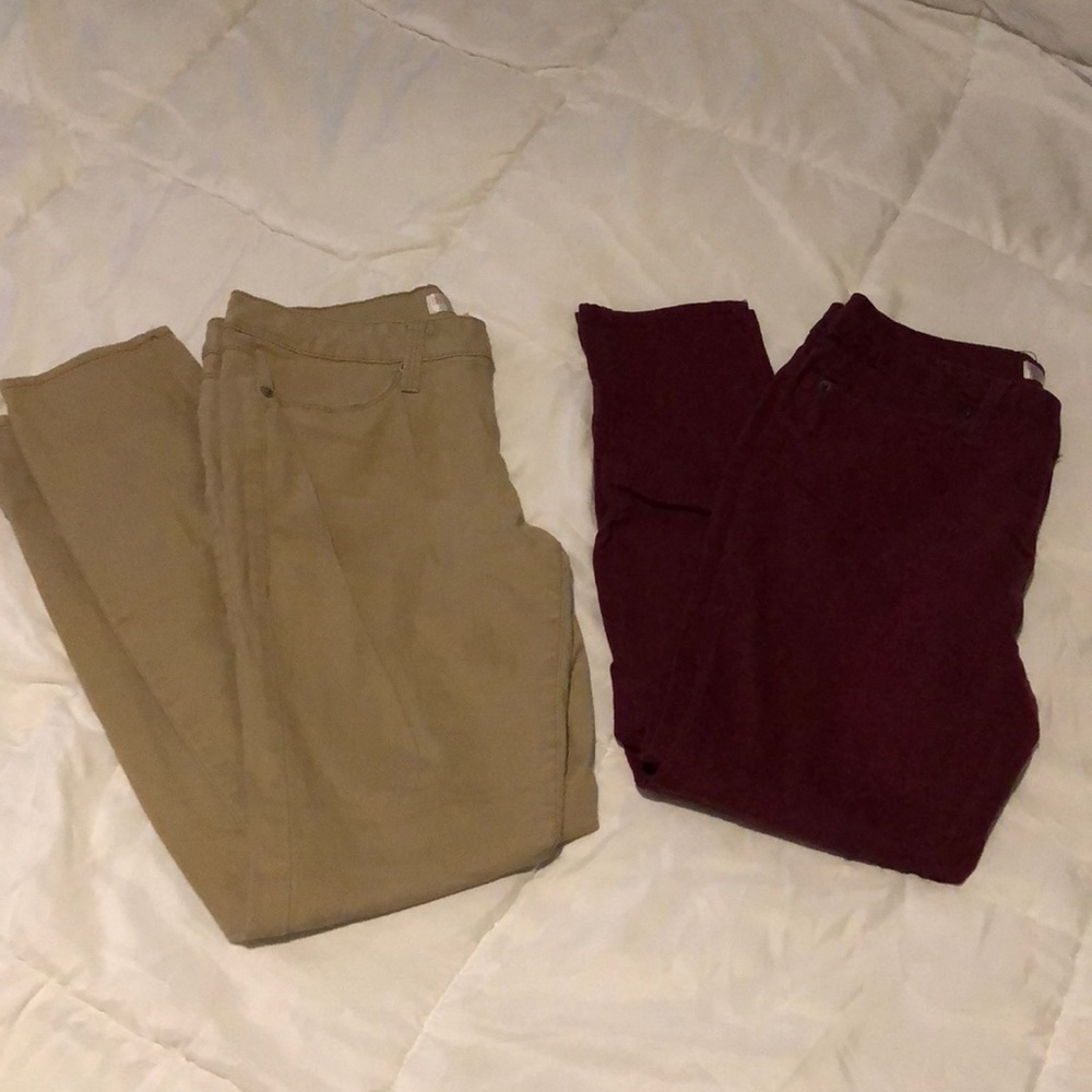 No boundaries skinny size 9 juniors 2 pair